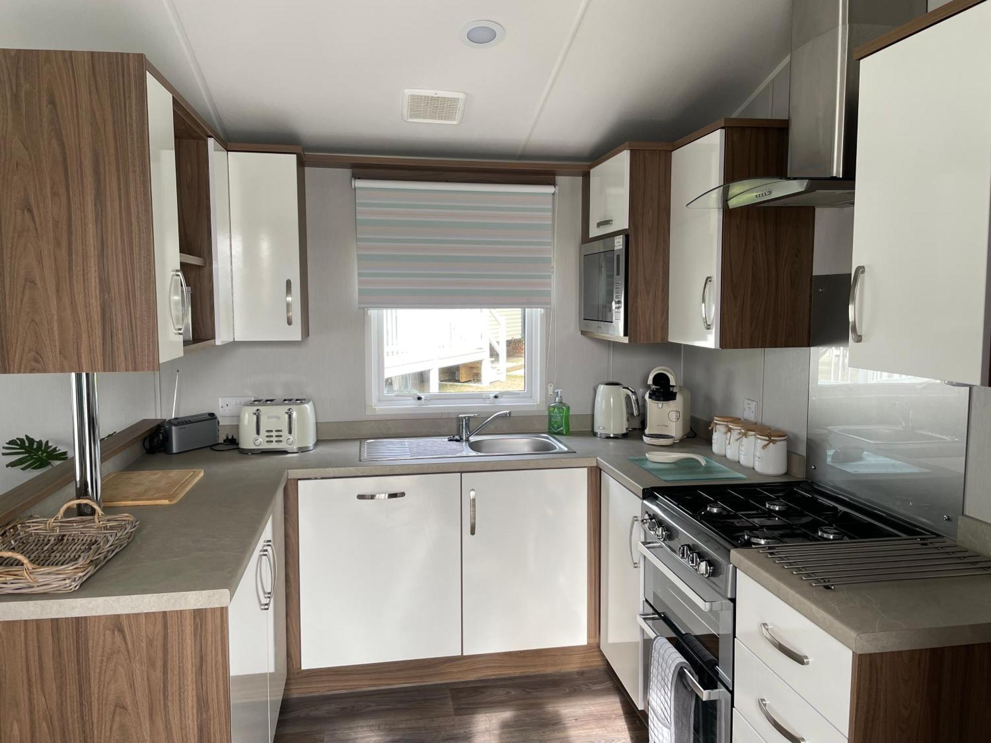 6 Berth Comfy Homely Caravan, Dog Friendly Belton with Browston Exterior photo